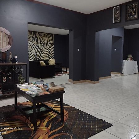 Quest Bed & Breakfast Лилонгве Екстериор снимка